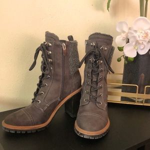 Womenswear’s heeled boots.